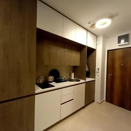 Nivalis A16 Τζαχορίνα