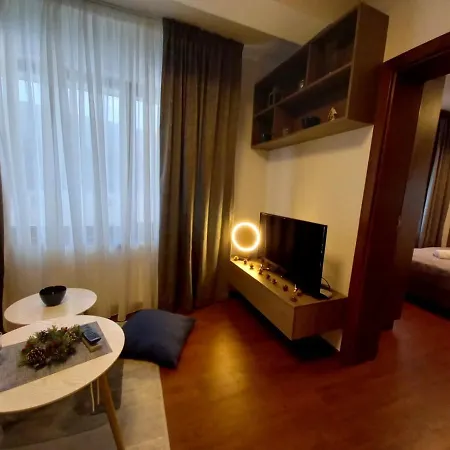 Nivalis A16 * Τζαχορίνα